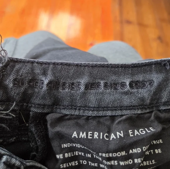 American Eagle Skinny Jean - Picture 6 of 7